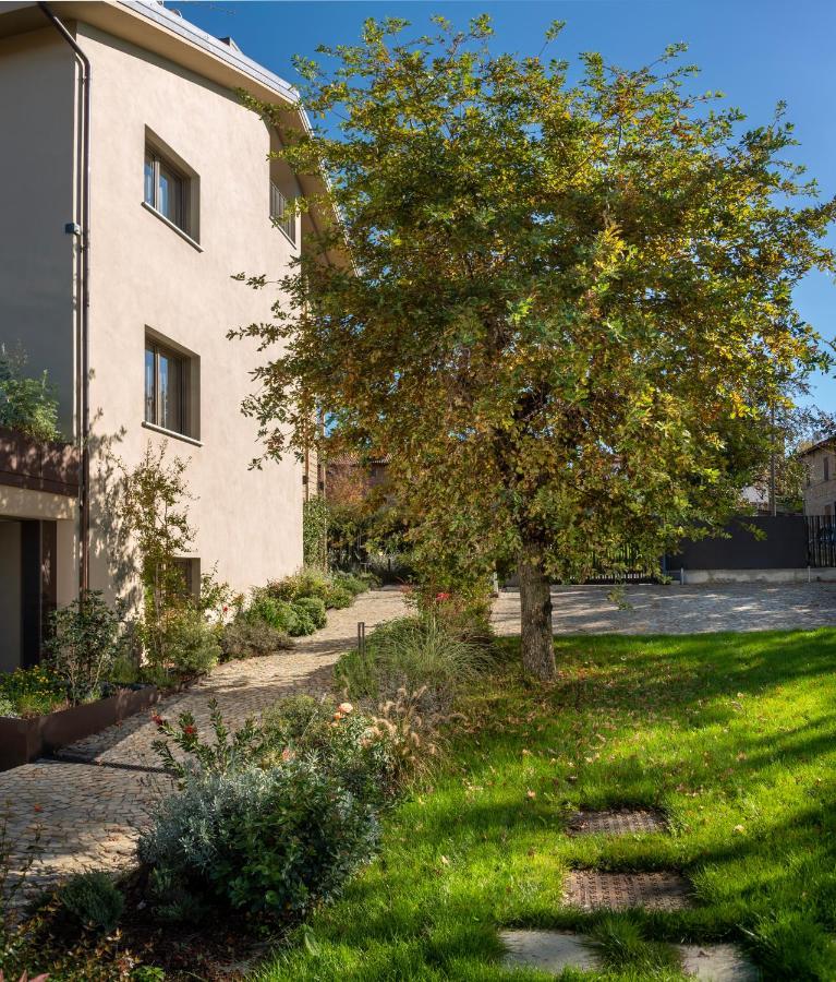 Agriturismo Speziale Wine Resort Verduno Exterior foto