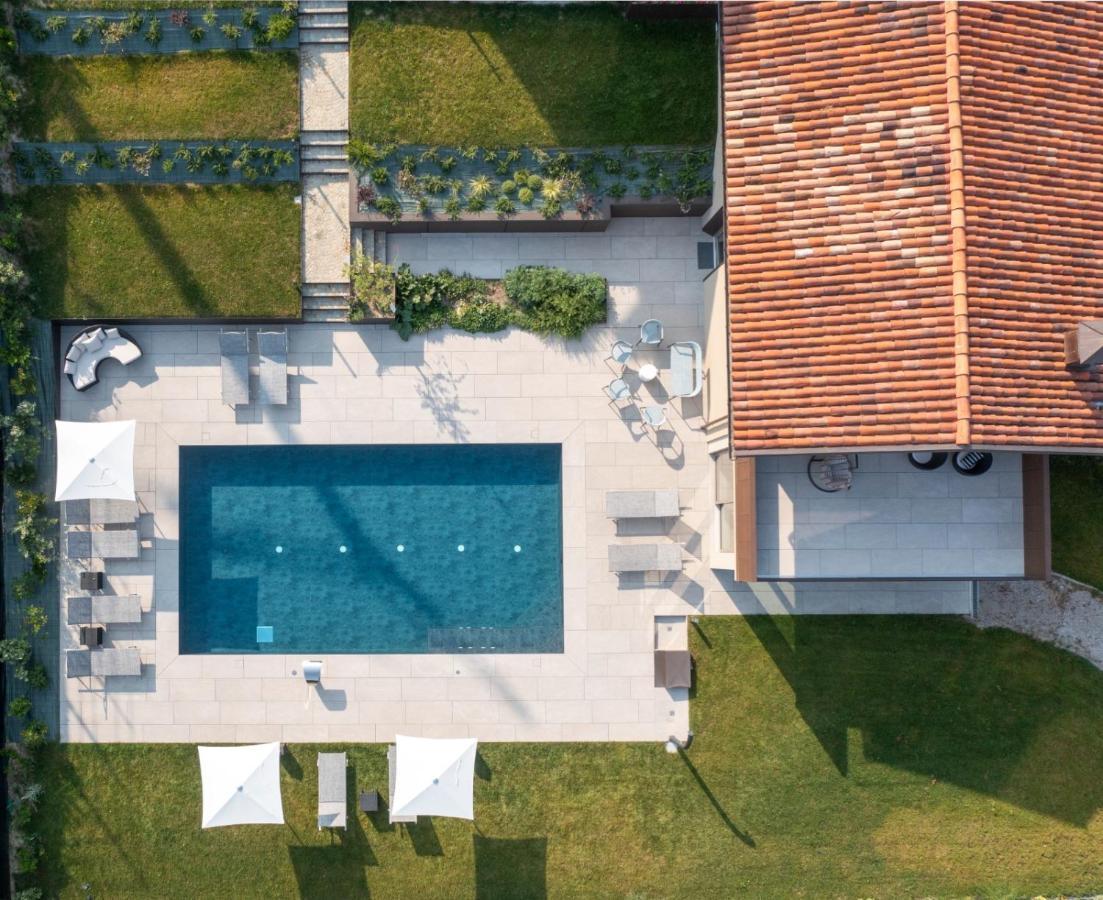 Agriturismo Speziale Wine Resort Verduno Exterior foto